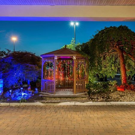 Best Western Fort Washington Inn Екстериор снимка