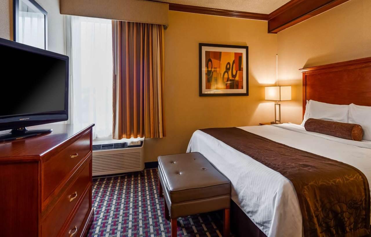 Best Western Fort Washington Inn Екстериор снимка