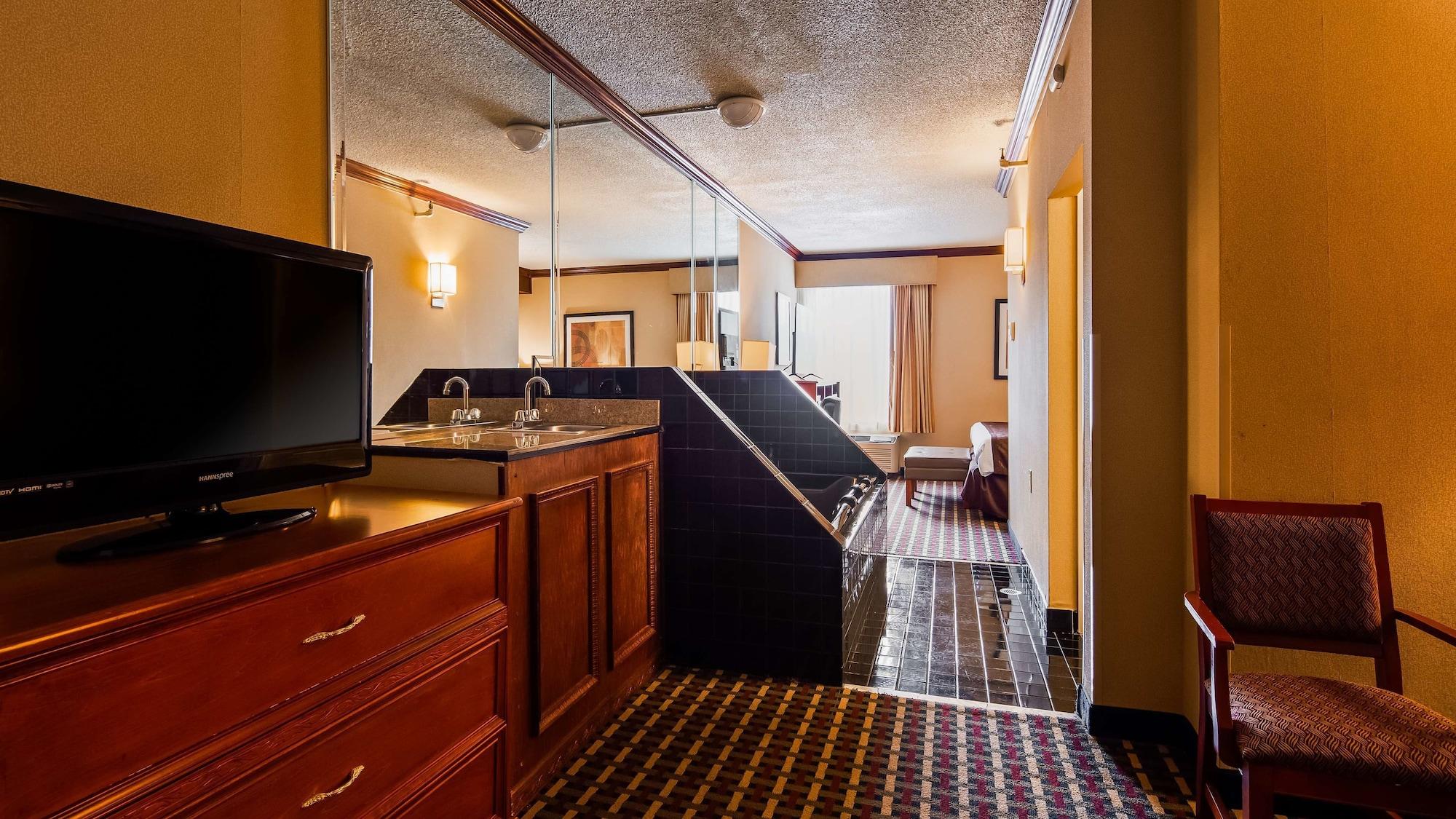 Best Western Fort Washington Inn Екстериор снимка